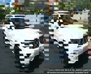 Used 2020 Jeep Grand Cherokee Altitude image 1