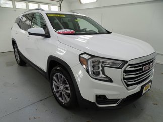 Certified 2022 GMC Terrain SLT w/ Infotainment Package II image 1