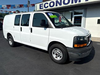 Used 2018 GMC Savana 2500 w/ Driver Convenience Package image 1