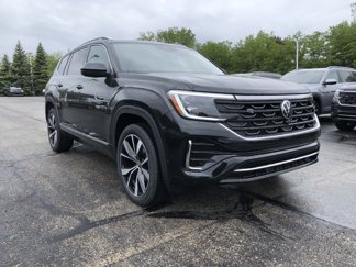 New 2025 Volkswagen Atlas SEL Premium R-Line image 1
