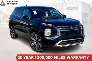 New 2025 Mitsubishi Outlander SE image 1