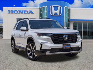 New 2025 Honda Pilot Touring image 1