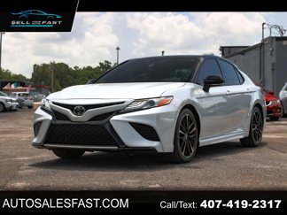 Used 2020 Toyota Camry XSE image 1