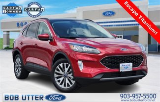 Used 2022 Ford Escape Titanium w/ Class II Trailer Tow Package image 1