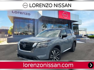 New 2025 Nissan Pathfinder Platinum image 1