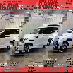 New 2026 Chrysler Pacifica Select image 1