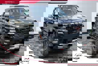 New 2025 Nissan Frontier PRO-4X w/ Pro Convenience Package image 1