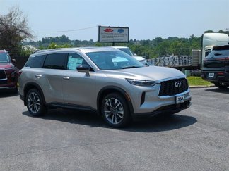 New 2025 INFINITI QX60 Luxe image 1