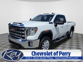 Used 2022 GMC Sierra 2500 SLE w/ SLE Value Package; image 1