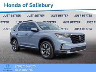 New 2025 Honda Pilot Touring image 1