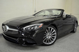 Used 2019 Mercedes-Benz SL 550 image 1