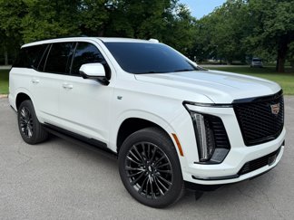 Used 2025 Cadillac Escalade Sport Platinum image 1