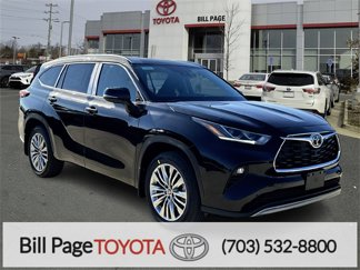 New 2025 Toyota Highlander Platinum image 1