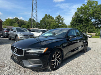 Used 2019 Volvo S60 T5 Momentum w/ Premium Package image 1