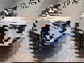 New 2025 Mercedes-Benz GLC 350e 4MATIC image 1