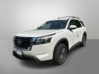 New 2025 Nissan Pathfinder SV w/ SV Premium Package image 1