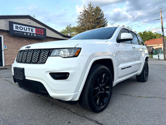 Used 2019 Jeep Grand Cherokee Altitude image 1
