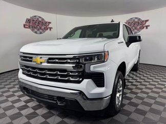 Used 2024 Chevrolet Silverado 1500 LT image 1