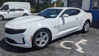 Used 2020 Chevrolet Camaro LT image 1