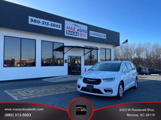 Used 2022 Chrysler Pacifica Touring-L image 1