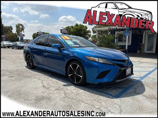 Used 2018 Toyota Camry XSE image 1