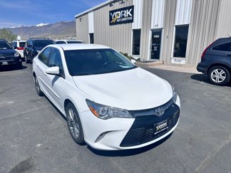 Used 2016 Toyota Camry SE image 1