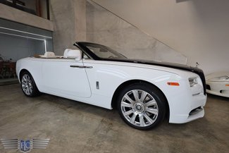 Used 2018 Rolls-Royce Dawn image 1