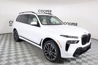 New 2025 BMW X7 xDrive40i w/ M Sport Package image 1