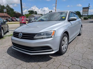Used 2015 Volkswagen Jetta TDI SE image 1