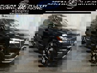 Used 2023 Volvo XC60 T8 Plus w/ Protection Package Premier image 1