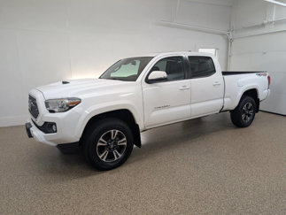 Used 2019 Toyota Tacoma TRD Sport image 1