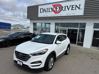Used 2017 Hyundai Tucson SE image 1