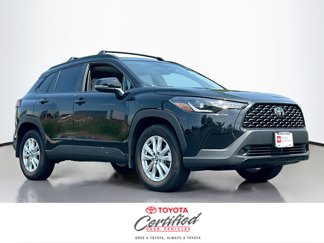 Certified 2024 Toyota Corolla Cross LE image 1