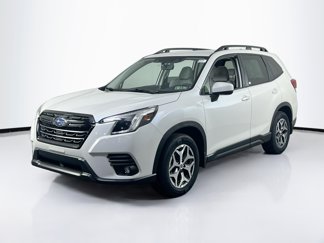 Used 2024 Subaru Forester Premium image 1