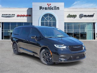 New 2025 Chrysler Pacifica Premium image 1