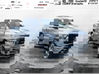 Used 2023 RAM 1500 Laramie image 1