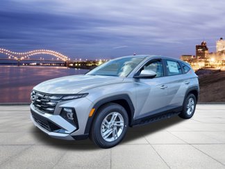 New 2025 Hyundai Tucson SE image 1