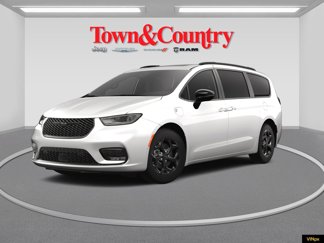 New 2025 Chrysler Pacifica Premium image 1