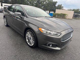Used 2015 Ford Fusion SE w/ Equipment Group 202A image 1