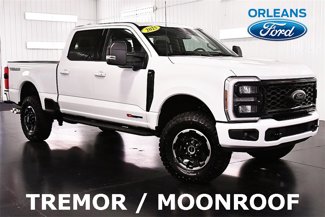 Used 2025 Ford F250 XLT w/ Black Appearance Package image 1