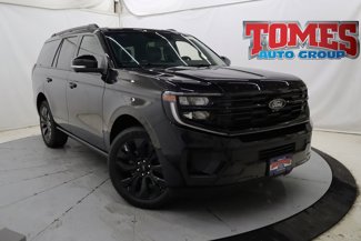 New 2025 Ford Expedition Platinum image 1