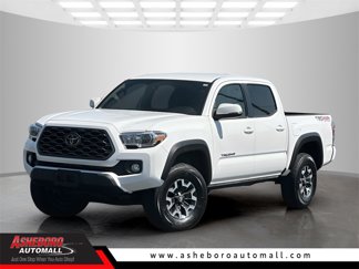 Used 2021 Toyota Tacoma TRD Off-Road image 1