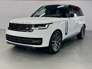 Used 2024 Land Rover Range Rover SE image 1