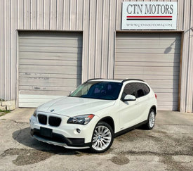 Used 2015 BMW X1 sDrive28i image 1