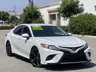 Used 2020 Toyota Camry XSE image 1