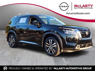 New 2025 Nissan Pathfinder Platinum w/ Cargo Package image 1