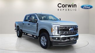 New 2025 Ford F250 XLT w/ FX4 Off-Road Package image 1