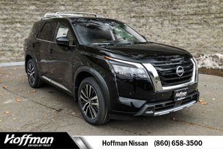 New 2025 Nissan Pathfinder Platinum image 1