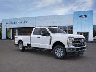 New 2025 Ford F350 XLT image 1