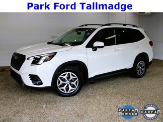 Used 2022 Subaru Forester Premium image 1